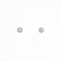 PT ソリティア ダイヤモンドピアス