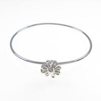 ティファニー デイジー バングル