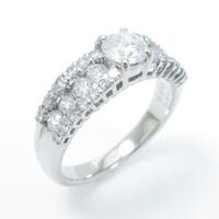 プラチナダイヤモンドリング 0．368ct・D・VS2・VG