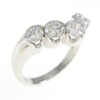 PT ダイヤモンドリング