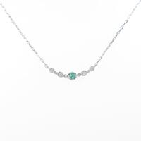 4゜C エメラルドネックレス