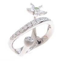 PT フラワー ダイヤモンドリング