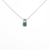 PT エメラルドネックレス