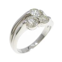 PT スリーストーン ダイヤモンドリング