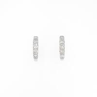 PT ダイヤモンドピアス