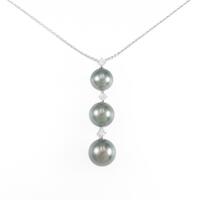 ミキモト クロチョウパールネックレス