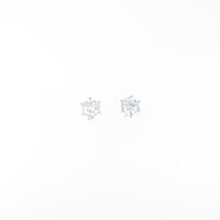 PT ソリティア ダイヤモンドピアス