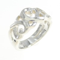 ティファニー トリプルラビングハート リング