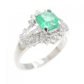 PT エメラルド リング 0.68CT