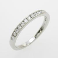 ティファニー ハーフサークル チャネルセッティング リング