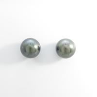 K14WG クロチョウパールピアス