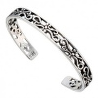 Bizarre(ビザール)　ケルティックハートシルバーバングル　SBP076SV