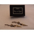 Eric et Lydie　Blondieシリーズ　スワロフスキーの花とスタッズのハンドメイドピアス（フランス）