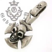 Gaboratory（ガボラトリー）　Round cross with skull　ラウンドクロスw/スカルペンダント