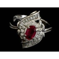 【PT900　プラチナ】 指輪　リング　ルビー0.69ct　ダイヤモンド0.55ct　 8.5g　11号　レディース　24697-0　ジュエリー　人気