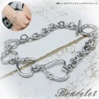 ４連ハートにラインストーンのブレスレット 〜シンプルなデザインだけどハートが効いてて可愛い♪