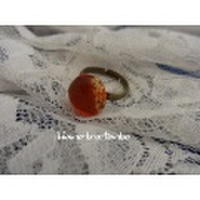 とんぼ玉ガラス赤色と金箔の練りガラスのリング