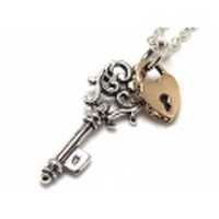 キー＆ハートシルバーペンダント/p148