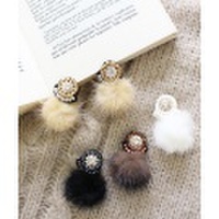 ビジュー×ファーピアス・イヤリング /各4カラー