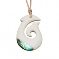 ボーンカーヴィング 本格ポリネシアン 手彫りのボーンアクセサリー フィッシュフック カウボーン パウアシェル