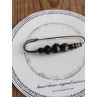 ヴィンテージビーズブローチ　ブラック