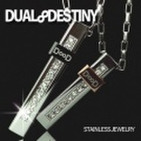 大人仕様でシニア世代の方にもお勧めのアクセサリー！[DUAL∞DESTINY]！ステンレス製ジュエリー CZ DIAMOND LINE ペアペンダント