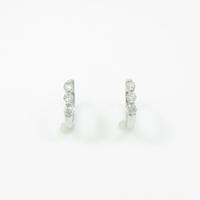 K18WG スリーストーン ダイヤモンドピアス