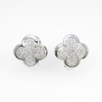 ヴァンクリーフ＆アーペル アルハンブラ ピアス