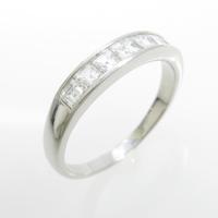 PT ダイヤモンドリング