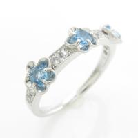 K18WG フラワー ブルートパーズリング