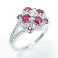 750WG フラワー ルビーリング