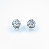 750WG／K18WG フラワー ダイヤモンドピアス5％引き