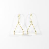 K18YG マザーオブパールピアス