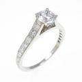 ヴァンクリーフ＆アーペル ロマンス リング 0．40ct・D・VVS1・3EXT