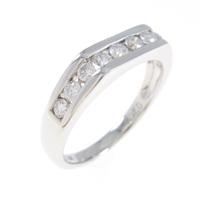 PT ダイヤモンドリング