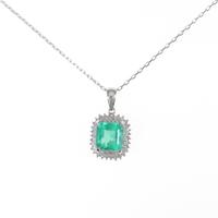 PT エメラルドネックレス