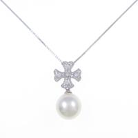 K14WG クロス シロチョウパールネックレス