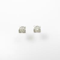 K14WG ダイヤモンドピアス