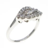 K18WG リーフ ダイヤモンドリング