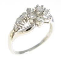 PT フラワー ダイヤモンドリング