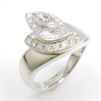 PT リーフ ダイヤモンドリング