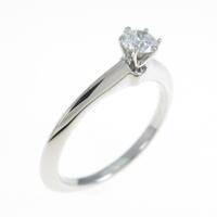 ティファニー クラシック ソリティア リング 0．18ct・VVS2・EXT