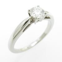 ヴァンクリーフ＆アーペル ボヌール リング 0．30ct・E・VVS2・3EXT