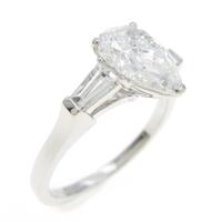 グラフ ダイヤモンドリング 1．00ct・F・IF・ペアシェイプ