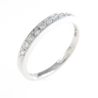 ロイヤル アッシャー ハーフエタニティ ダイヤモンドリング