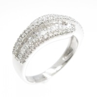 750WG ダイヤモンド リング