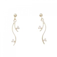 【新品】K18YG ダイヤモンド ピアス 0.05CT