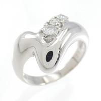 PT スリーストーン ダイヤモンド リング 0.20CT