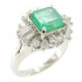 PT エメラルド リング 1.55CT