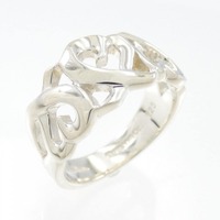 ティファニー トリプルラビングハート リング